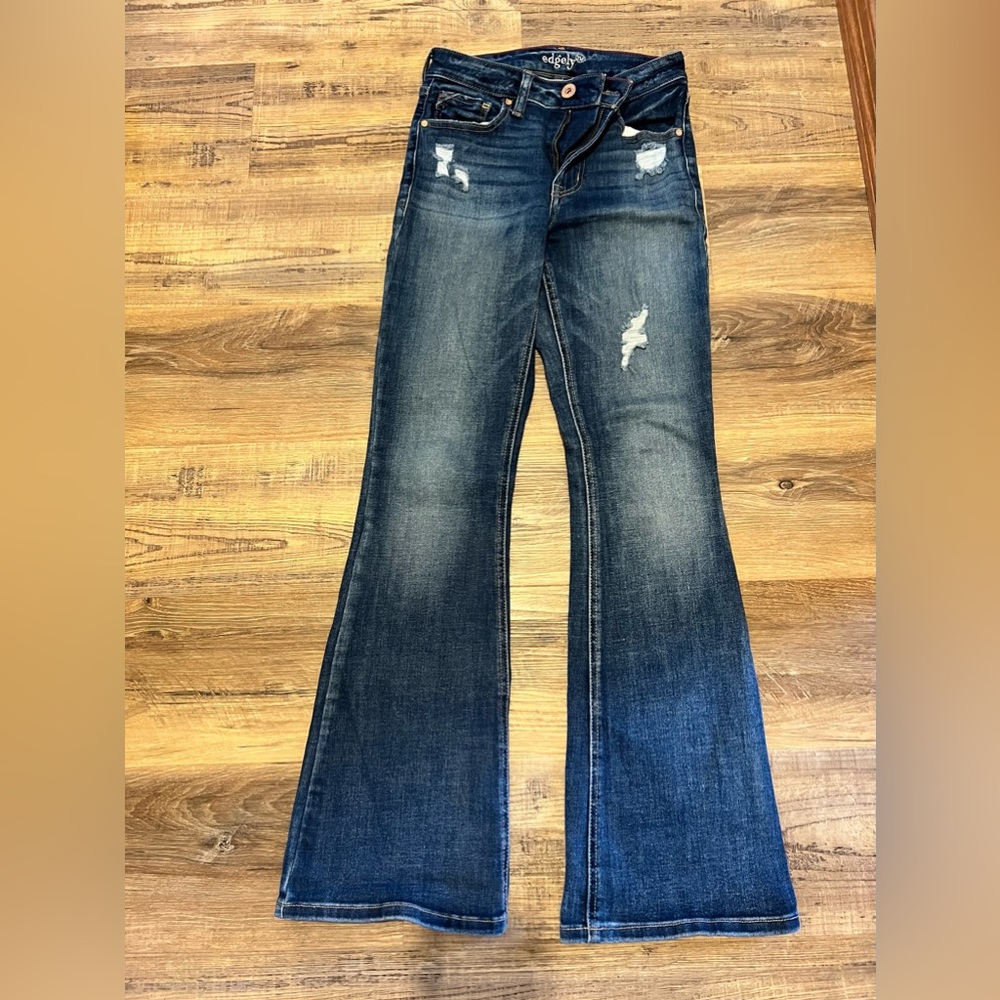Edgely Flare Highrise Jeans